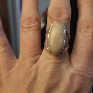 Elegant Silver and Cream Stone Ring